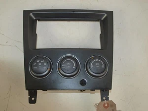 Subaru 2006 H6 Legacy Driver AC/FAN/TEMP control panel - Picture 1 of 3
