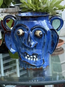 Vajilla facial azul cobalto Vance Lowery firmada, ojos sobresalientes, Catawba NC 2001 - Imagen 1 de 19