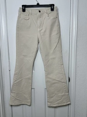 Ann Taylor The Boot Petite Curvy Fit Jeans Woman’s Sz 6P Cream Beige Bootcut - Image 1 of 4