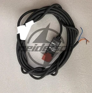 1PZ D4GS-N1T-5 NUOVO Interruttore porta di sicurezza Omron - Foto 1 di 5