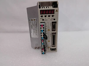 Yaskawa SGDH-08AE-S ServoPack - Picture 1 of 8