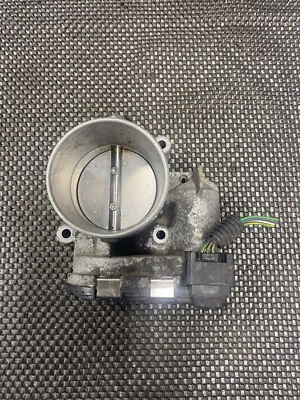 Conjunto de carrocería del acelerador Volvo S60 R 04 Foto 1 de 4