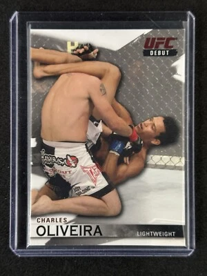 2010 TOPPS UFC KNOCKOUT CHARLES OLIVEIRA DEBUT 147 RC - Image 1 of 4