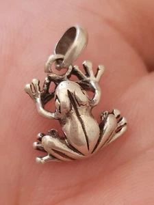 925 sterling silver frog handmade pendant - Picture 1 of 6
