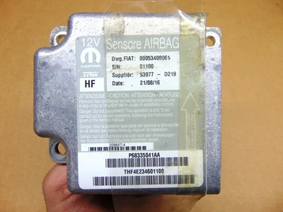 Оригинальный модуль управления 15–18 Dodge Ram Promaster 1500 2500 3500 SRS P68335041AA - Изображение 1 из 4