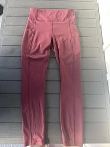 Lululemon hoch geschnittene burgunderrote Align Leggings Größe 6, lang - Bild 1 von 4