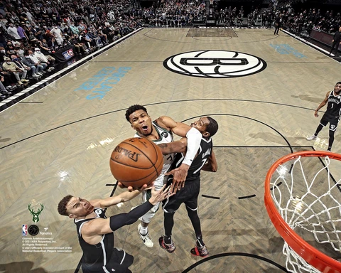 Giannis Antetokounmpo Bucks UnSigned 2021 Conference Semi-Finals & One Photo Cover