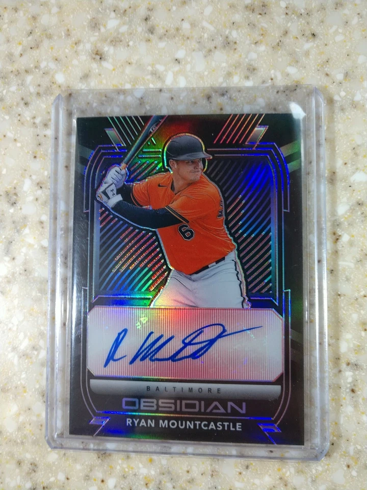 2021 PANINI /25 CHRONICLES OBSIDIAN, RYAN MOUNTCASTLE, AUTOGRAPH, RED RC Auto - Image 1 of 2