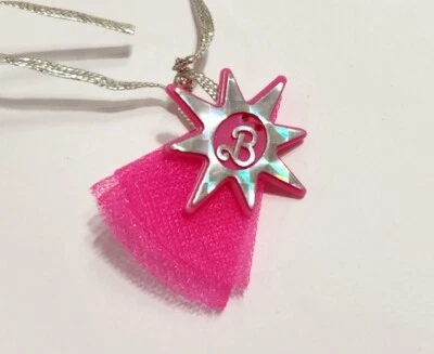 BARBIE PONYTAIL HAIR TIE HOT PINK CLOTH BAND ONLY HOLIDAYS CHRISTMAS 'B' Foto 1 de 2