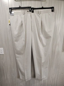 Roundtree Yorke Travelsmart Classic Fit Pants NWT 50x30 Pleated Office... - Picture 1 of 7