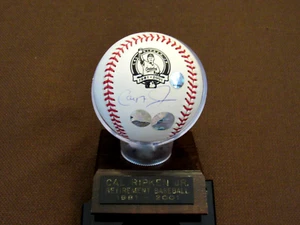 CAL RIPKEN JR ORIOLES HOF SIGNED AUTO RETIREMENT LE BASEBALL # 8 MLB GOLDIN BASE - Picture 1 of 3