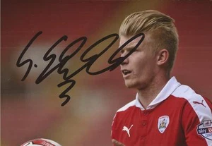 FOTO DE ACCIÓN 6x4 firmada por George Smith de Barnsley + certificado de autenticidad - Imagen 1 de 1