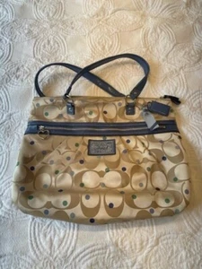 COACH Daisy Dot Print Large Tote Bag Limited Edition Tan Blue Heart EUC - Picture 1 of 7