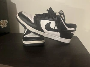 Size 10 - Nike Dunk Low '08 Panda 2011 - Picture 1 of 6