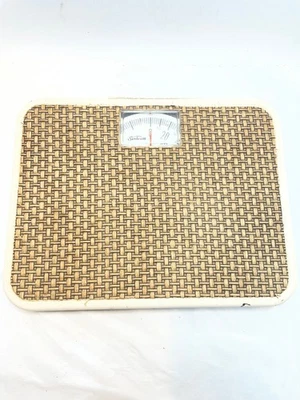 Báscula de piso de baño vintage Sunbeam patrón tejido de ratán mecánica 260 libras Foto 1 de 4