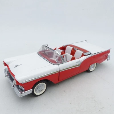 Franklin Mint 1:24 Ford Fairlane 500 Skyliner 1957 zweifarbig in Tüte o. EX8070 - Bild 1 von 3