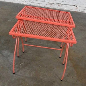 Pr MCM Coral Painted Outdoor Nesting Side Tables Metal Wire & Expanded Metal Top - Picture 1 of 16