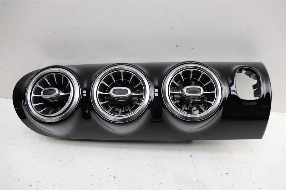 Mercedes Benz A35 AMG W177 2020 Center Dash Air Vent Assembly RHD J218 - Image 1 of 4