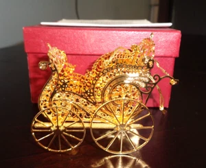 Neuwertiger America Corp Wakefield Serpentin viktorianischer Kinderwagen Ornament mit Box - 24k - Bild 1 von 6