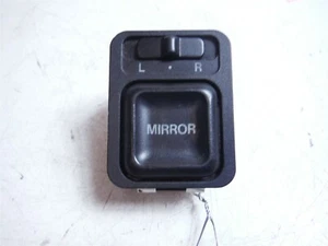 1994-2001 ACURA INTEGRA POWER MIRROR POSITON SWITCH CONTROL BUTTON OEM - Picture 1 of 6