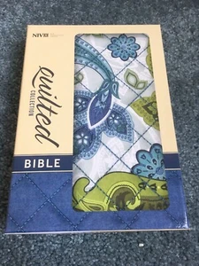 NIV COMPACT QUILTED COLLECTION BLUE PAISLEY RED LETTER 2011 - Imagen 1 de 11