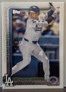 2025 Topps #1 Shohei Ohtani    M30 - Picture 1 of 1