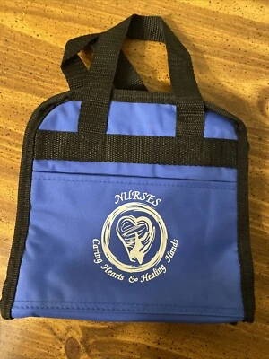 Bolso de mano de almuerzo aislado para enfermeras cuidando corazones y manos auxiliares nuevo Foto 1 de 2