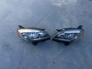 2015-2022 Dodge Ram ProMaster City Driver Left & Right Headlight OEM - Picture 1 of 18