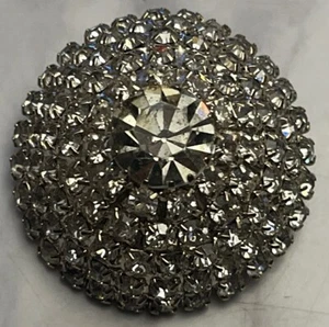 Vintage 1-1/4" Silver Tone Clear Rhinestone Dome Round Button 124-77 - Picture 1 of 8