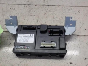 NISSAN Elgrand 2012 DBA-TE52 Control Unit 284B11JB2B [Used] [PA71754784] - Picture 1 of 3