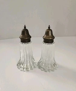 Vintage Crystal by Leonard Silver Plated Salt, Pepper Shaker Set HONG KONG  - Picture 1 of 6