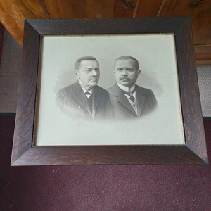 Schlichter Gründerzeit Rahmen Eiche mit schmaler Goldleiste Foto Vater und Sohn - Picture 1 of 5
