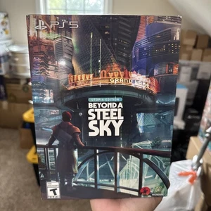 Beyond a Steel Sky: UTOPIA Edition mit Hologrammlampe! (PlayStation 5) NEU!! ps5 - Bild 1 von 3