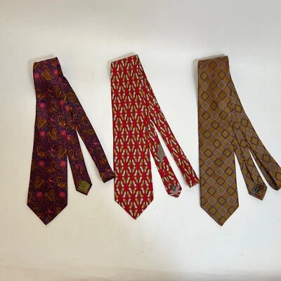 LOTE X3 Christian Lacroix, Bally & IKE Behar Paisley, Zapatos Corbatas Geométricas Foto 1 de 4