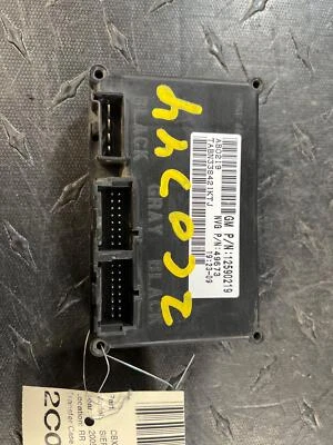 2003 - 2007 GMC Sierra 2500 Transfer Case (TCCM) 6.6L V8 TD AT 4x4 (12590219) - Imagem 1 de 3