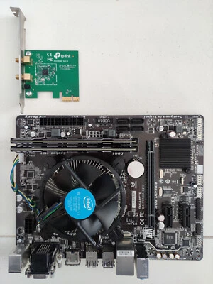 Micro ATX Gigabyte GA-H110M-S2H con i5 6400, 2x4GB RAM e scheda di rete - Immagine 1 di 4