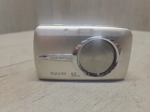 Olympus Stylus 600 6.0 MP Silver Digital Camera w Battery (Untested) - Picture 1 of 9
