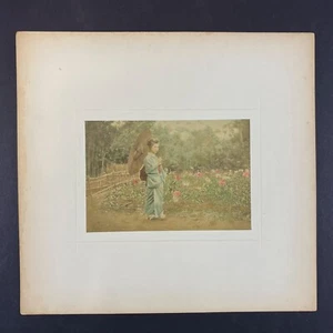Foto album giapponese tinto a mano 1880 Giappone bella giovane donna e ombrello - Foto 1 di 1