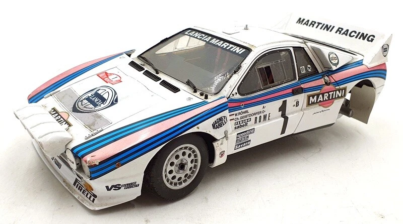 Kyosho 1/18 Scale Diecast 13625G - Lancia 037 Rally Martini RMC #1 W.Rorhl - Image 1 of 4