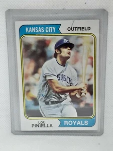 Lou Piniella 1974 Topps Baseball - #390 - Kansas City Royals - Picture 1 of 2