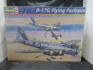 Kit Modelo Revell B-17G Flying Fortress Modelo Escala 1:48 # 85-5600 - Imagen 1 de 7