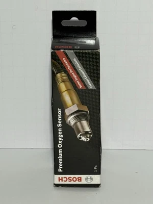 BOSCH 11024 Premium OE Fitment Oxygen 02 Sensor - Image 1 of 4