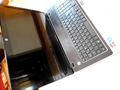 emachines G640 17,3“ als defekt - Bild 1 von 4