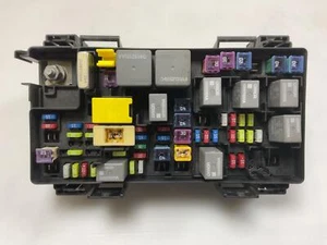 Jeep JK Wrangler TIPM Totally Integrated Power Module 68217404AC 2014 168064 - Picture 1 of 7