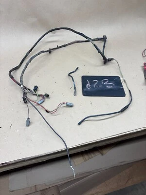 Ford Mustang 1987-1993 hatchback GT CRISTAL TRASERO ESCOTILLA DESCONGELACIÓN CABLEADO 88 89 1989 Foto 1 de 4