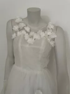 WEDDING DRESS 6 8 XS SMALL WHITE TULLE ADJUSTABLE STRAP LIGHTWEIGHT HELLO KITTY - Picture 1 of 13