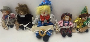 Sammlerstück skurrile Clowns auf Schaukeln einige Vintage Lot von 5 Löwen, glitzernd, Zirkus - Bild 1 von 24