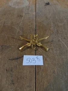 Guerra Hispanoamericana - Primera Guerra Mundial XV Regimiento de Infantería Compañía G Oficial Sombrero Insignia - Imagen 1 de 20