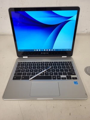Samsung Chromebook XE513C24 2in1 12.3"32gb eMMC 4gb ram w/stylus 0MV891JJC01161F - Image 1 of 4