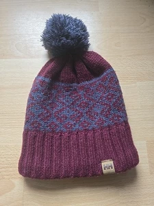 Helly Hansen Bobble Hat Acrylic Women's Hiking Skiing Snowboarding - Picture 1 of 9